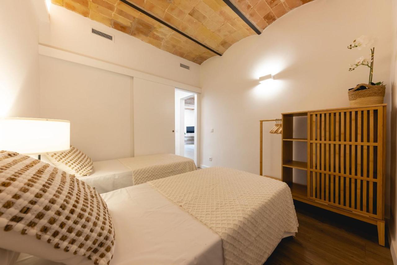 Bravissimo Cort Reial Entresol B Apartman Girona Kültér fotó