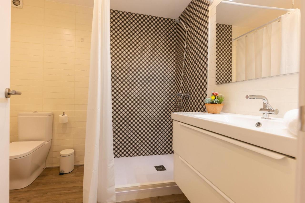 Bravissimo Cort Reial Entresol B Apartman Girona Kültér fotó
