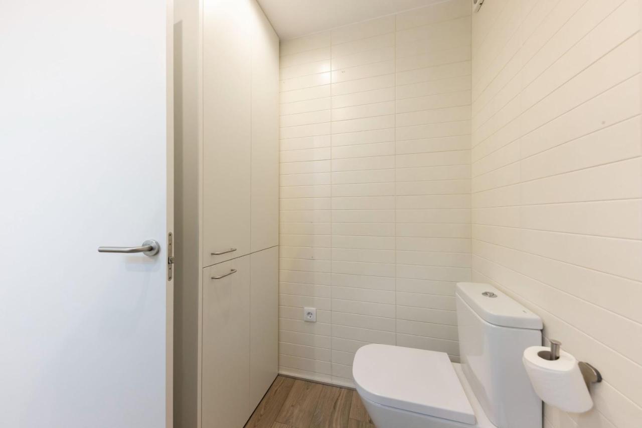 Bravissimo Cort Reial Entresol B Apartman Girona Kültér fotó